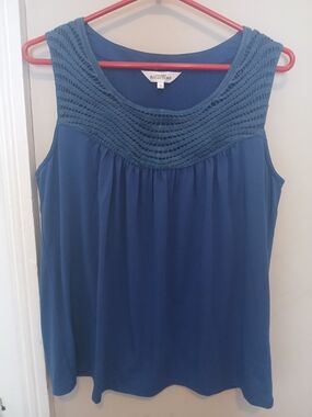 Northern Reflections Teal Blue Crochet Yoke Tank